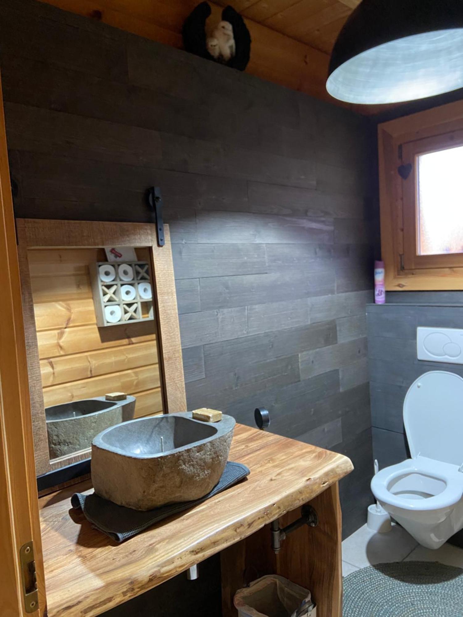 Les Savagnieres - Chambre Chez L Habitant Saint-Imier Exteriér fotografie